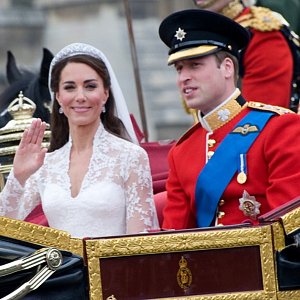 Она отказалась повиноваться, а он – носить кольцо: как прошла церемония бракосочетания принца Уильяма и Кейт Миддлтон в 2011 году