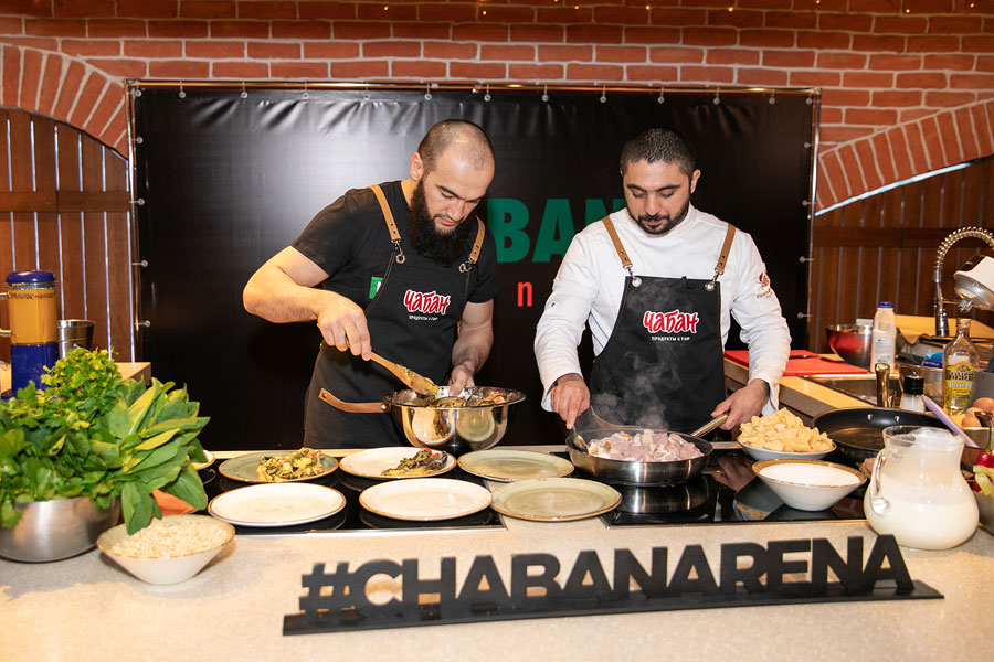 Премиальный молочный бренд «Чабан» организовал уникальный кулинарный мастер-класс по авторской кухне