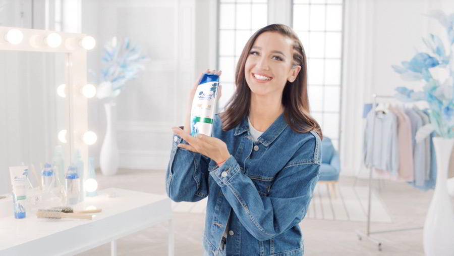 Ольга Бузова стала амбассадором Head & Shoulders Supreme в России