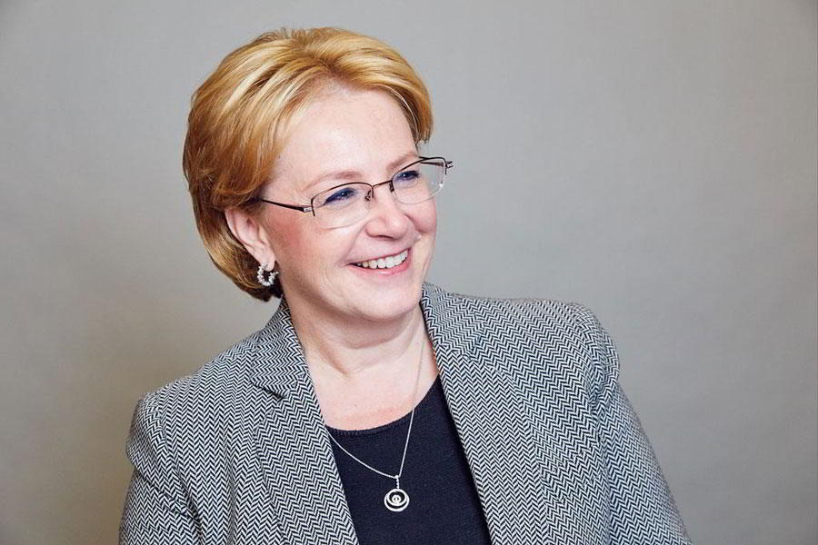 Министр здравоохранения Вероника Скворцова стала почетным доктором