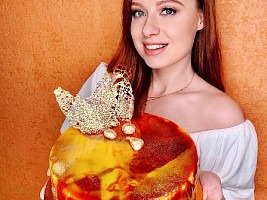 Медовый муссовый торт со сливочно-сметанным кремом: рецепт десерта от Юлии Савичевой