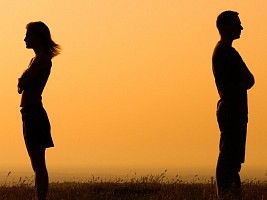 Прекрасное далеко: 7 признаков, что у отношений нет будущего