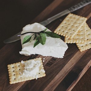 Идеально для худеющих: названы 5 сортов сыра, которые можно смело есть на диете