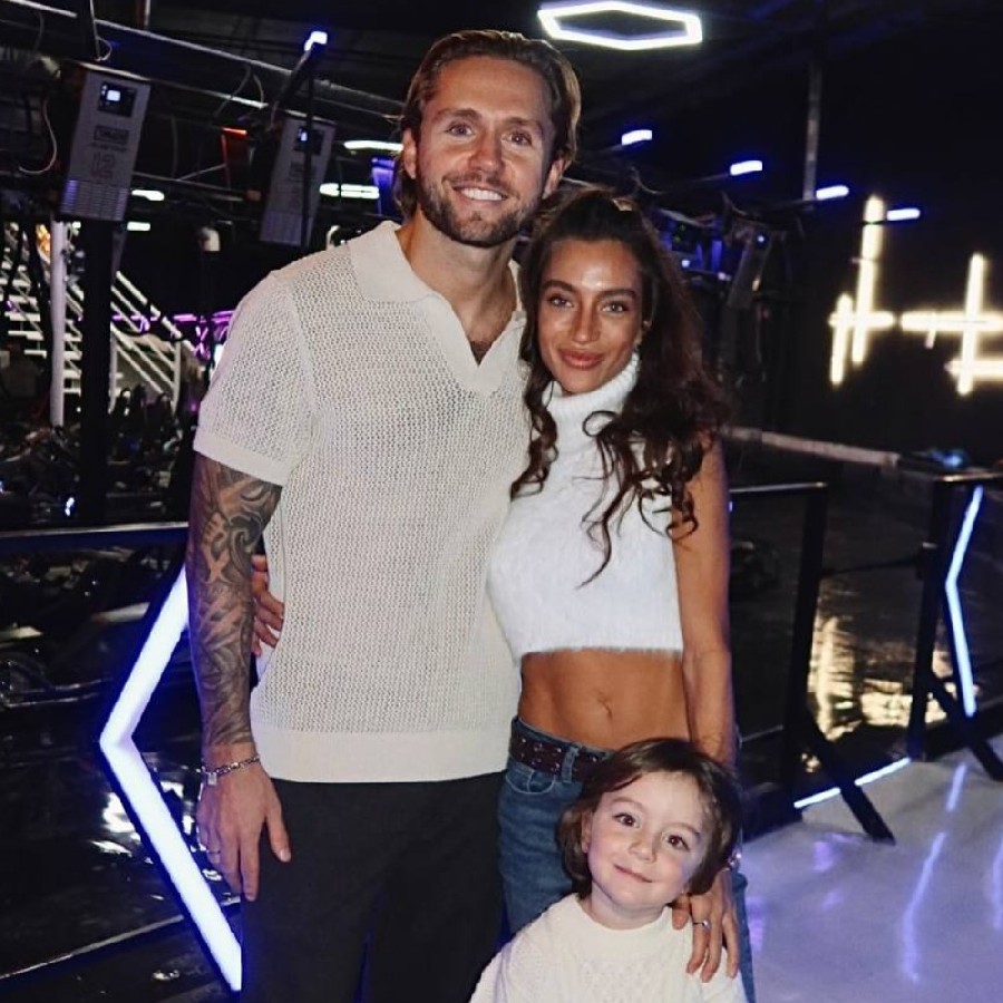 «До сих пор не встал пупок на место»: жена Влада Соколовского четвертый год восстанавливается после родов