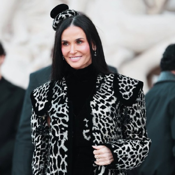 Первые дни Кутюрной недели моды в Париже: какие бьюти-образы выбирают звездные гости Первые дни Кутюрной недели моды в Париже: какие бьюти-образы выбирают звездные гости