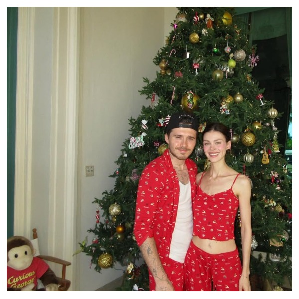 Пижамы, блонд и карта желаний: как знаменитости готовятся к Новому году