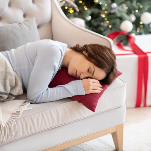 Как отметить Новый год и не устать: лайфхаки от психолога