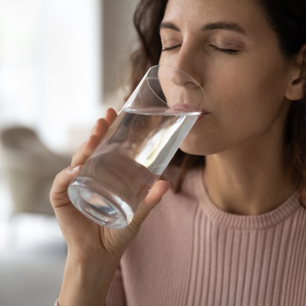 Не надо «пережевывать»! 5 работающих способов снять стресс и восполнить энергию (советует психолог)