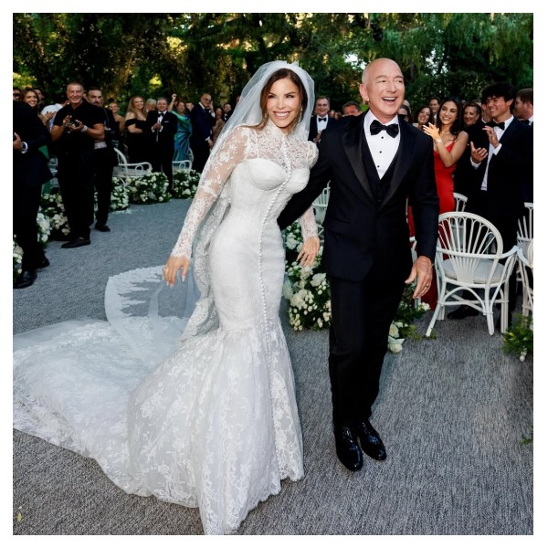 Самые обсуждаемые образы со свадьбы Лорен Санчес и Джеффа Безоса: от абажура до траурного наряда