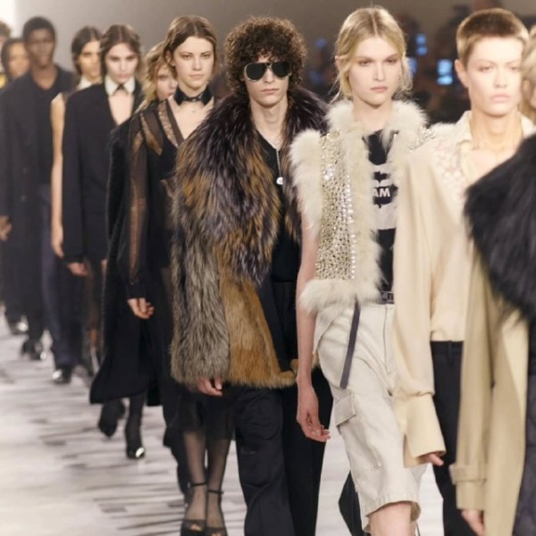 Первый дебют Миланской недели моды: каким получился обновленный стиль Fendi