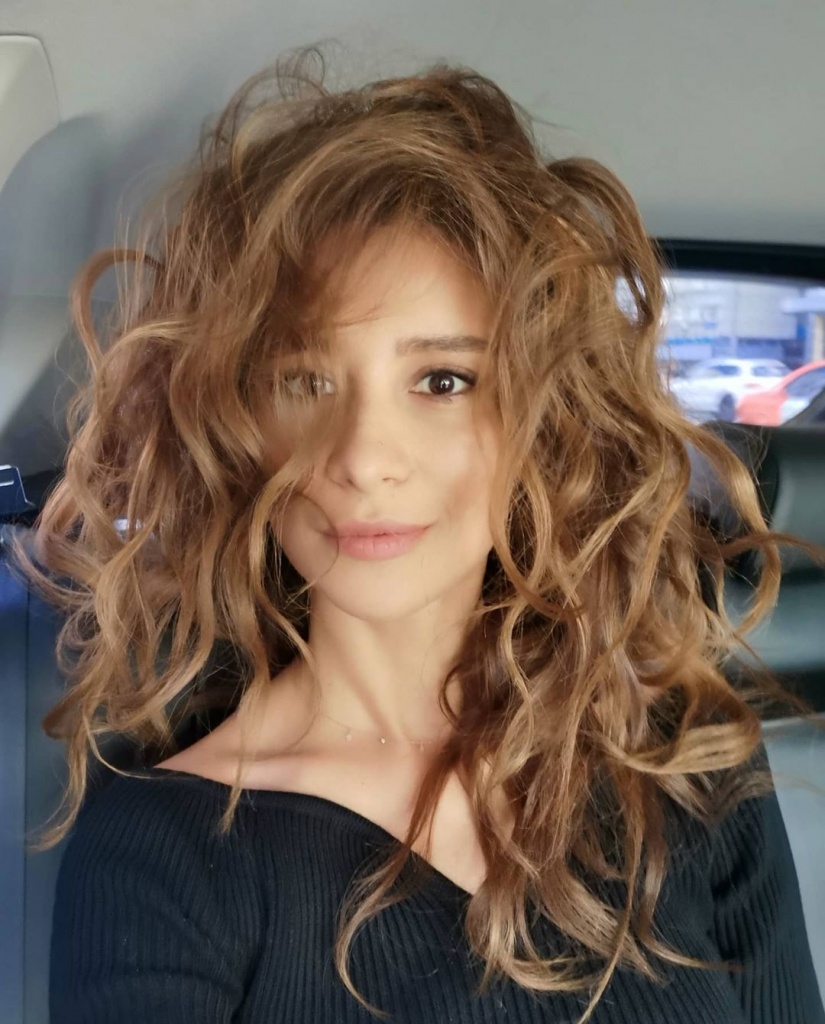 Равшана Куркова Равшана Куркова