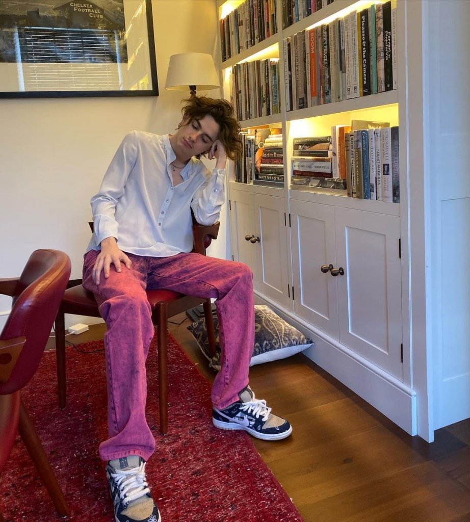 tchalamet_89946049_640535263410751_4228612555874690267_n.jpg