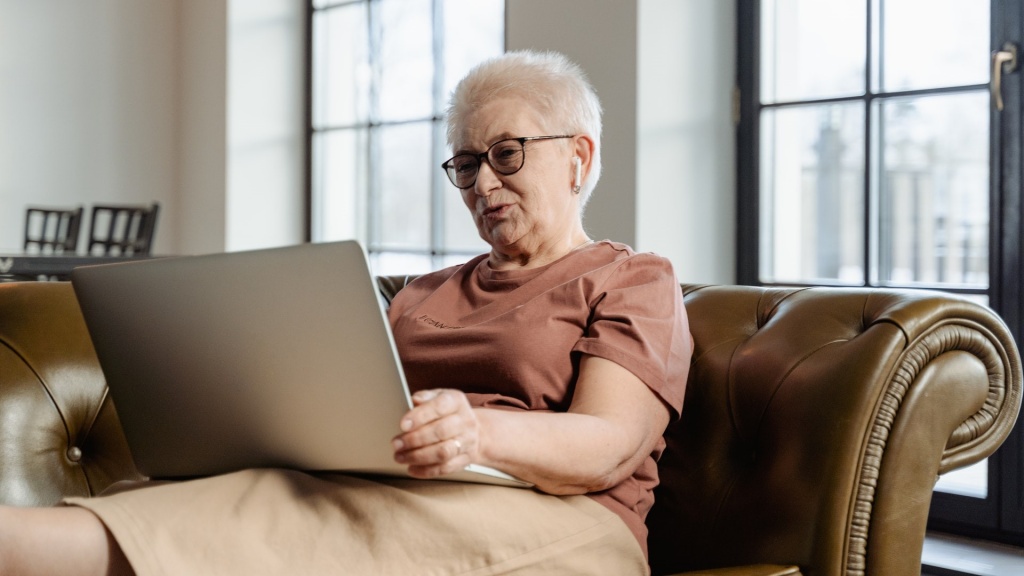 adult woman surfing internet.jpg