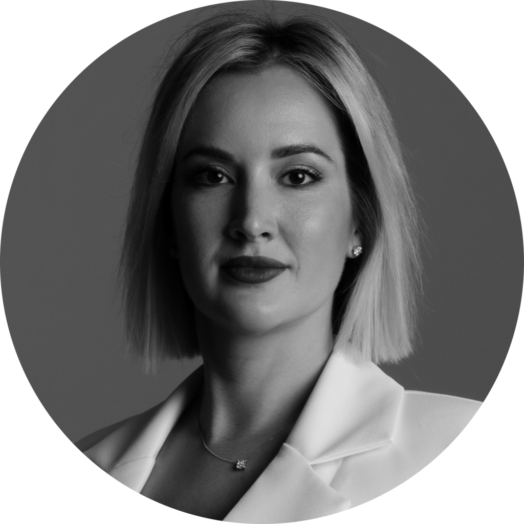 Анастасия Разбежкина.png