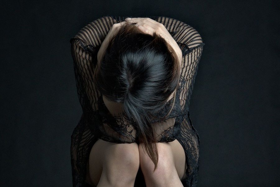 woman-3758052_1920(1).jpg woman-3758052_1920(1).jpg