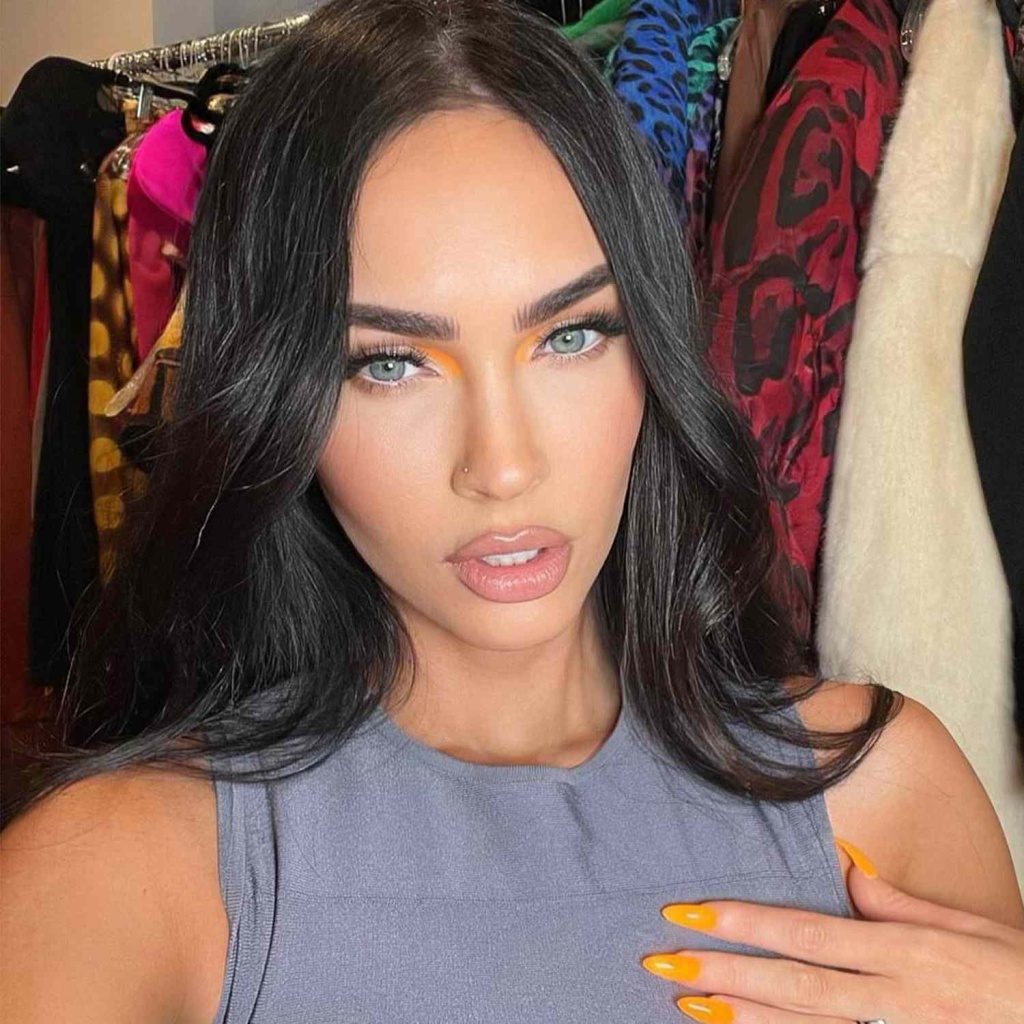 meganfoxselfie-45352b7e04b241ceb95e3fd5f7736c0b.jpg meganfoxselfie-45352b7e04b241ceb95e3fd5f7736c0b.jpg