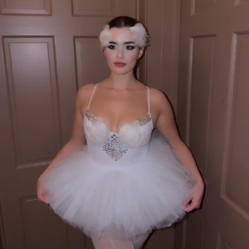 MyCollages - 2025-11-01T160441.058.jpg