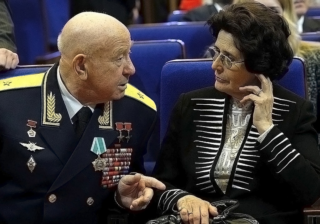 Алексей Леонов и Валентина Гагарина Алексей Леонов и Валентина Гагарина