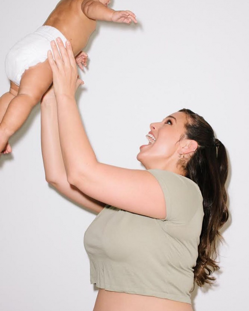 ashleygraham-image-09-10-2020 — копия.jpg ashleygraham-image-09-10-2020 — копия.jpg