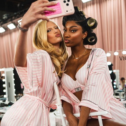 MyCollages - 2025-10-28T171701.393.jpg