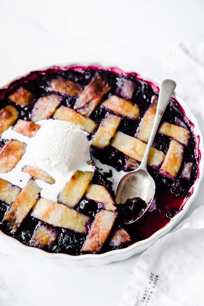 keto-mixed-berry-pie.jpg