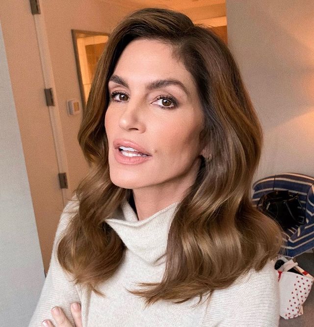 Photo shared by Cindy Crawford on.jpg