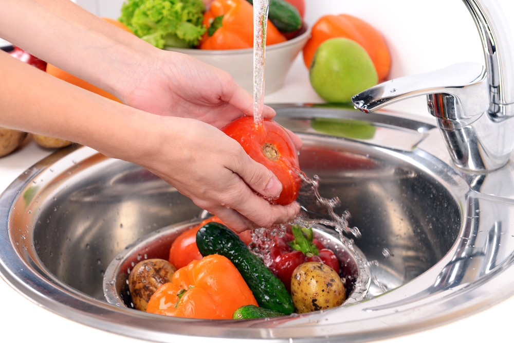 мытье овощей