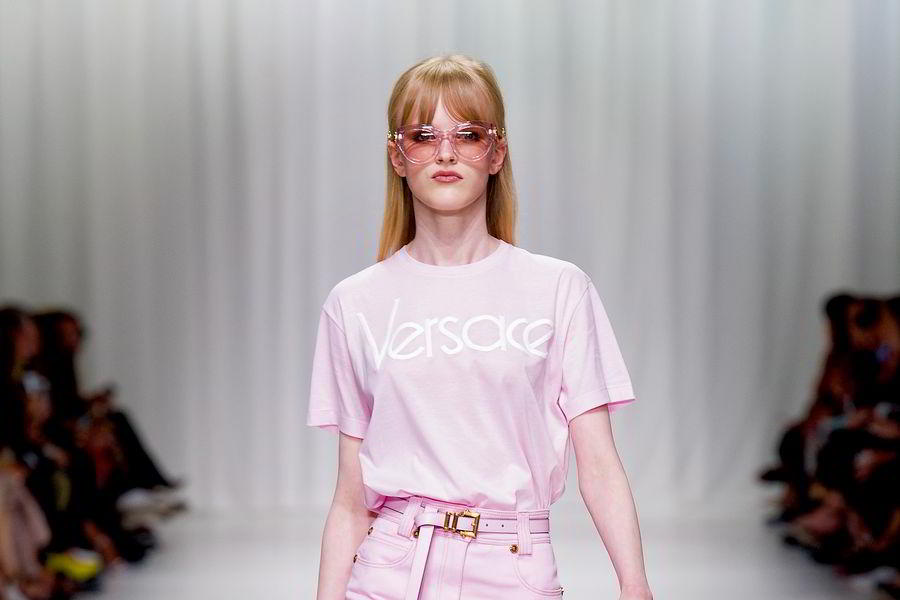 T-SHIRT SHOES_900.jpg T-SHIRT SHOES_900.jpg