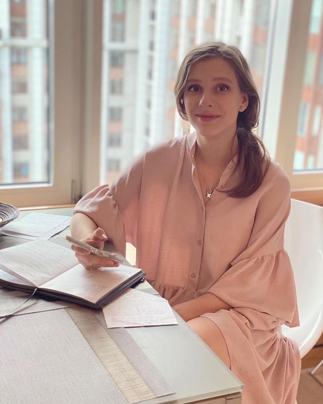 Лиза Арзамасова.jpg Лиза Арзамасова.jpg