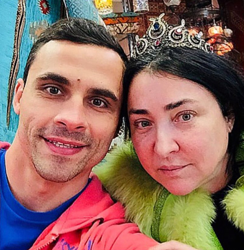 Дмитрий Иванов и Лолита Милявская.jpg Дмитрий Иванов и Лолита Милявская.jpg