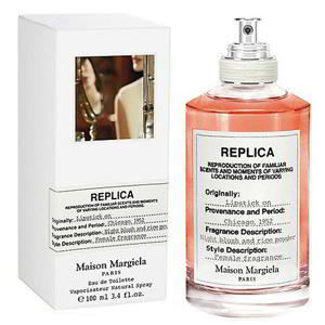 Maison-Martin-Margiela-Replica-Lipstick-On-Women-1.jpg