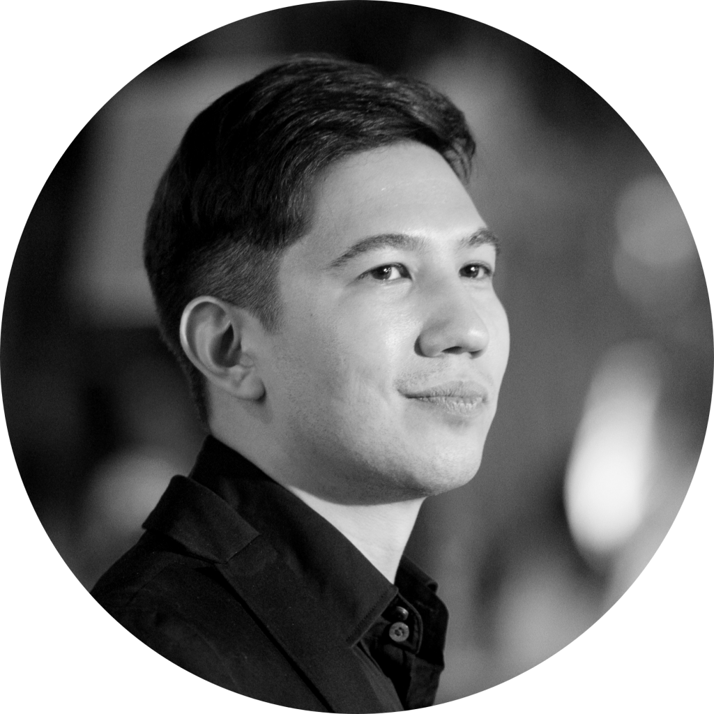 Александр Тен-photoaidcom-greyscale-photoaidcom-cropped.JPG