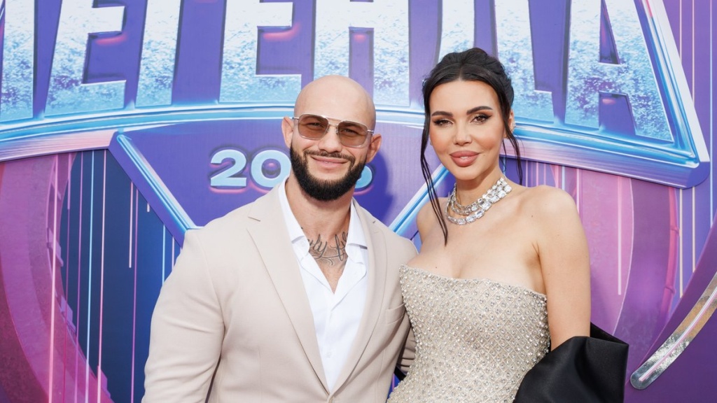 Самойлова и Джиган.jpg