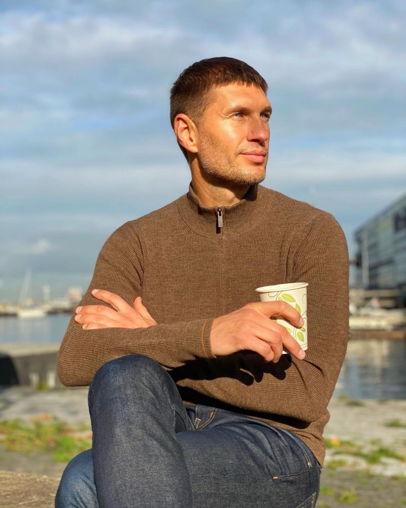 Евгений Левченко Евгений Левченко