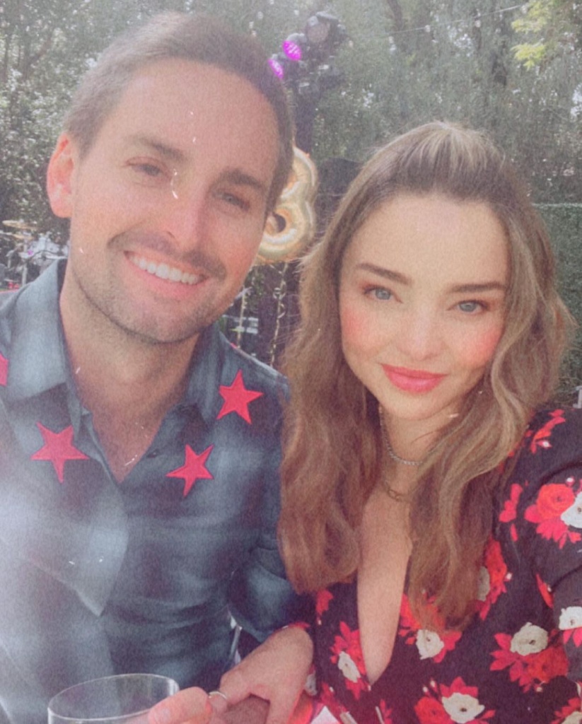 mirandakerr_285591555_1130501787682517_6632657045008289913_n.jpg mirandakerr_285591555_1130501787682517_6632657045008289913_n.jpg