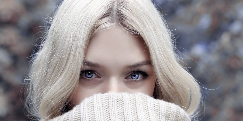 В холода и не только: 10 средств, которые нужны сухой коже лица