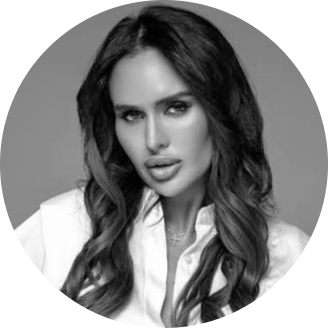 Ксения Гончарова.png