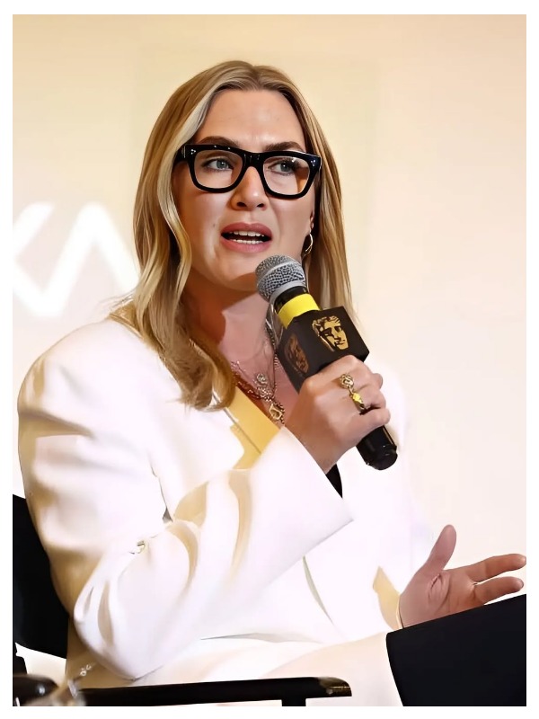 MyCollages - 2025-12-11T182153.033.jpg MyCollages - 2025-12-11T182153.033.jpg