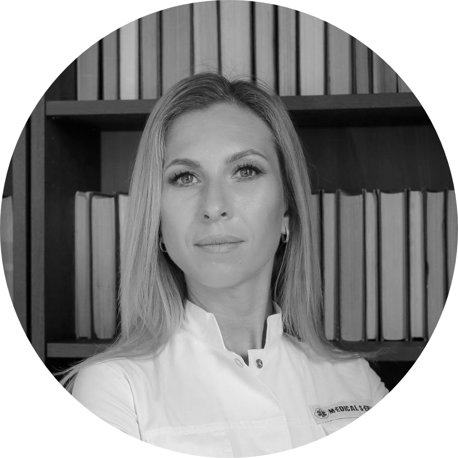 Мария Матвеева-photoaidcom-greyscale-photoaidcom-cropped.jpg