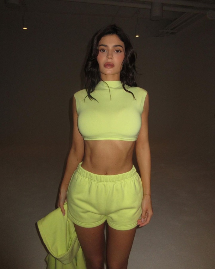 kyliejenner_post_09_05_2024_19_04_393364256745255282614(1).jpg