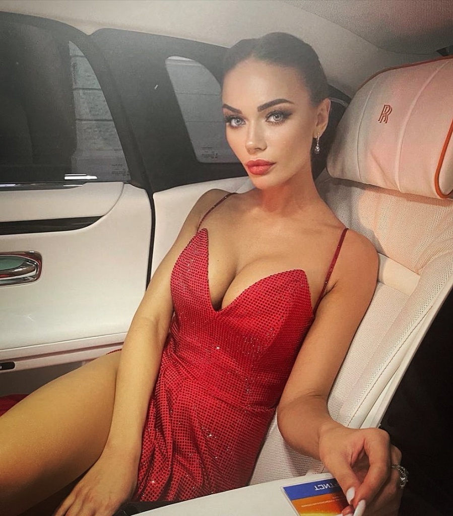 Яна Кошкина Яна Кошкина