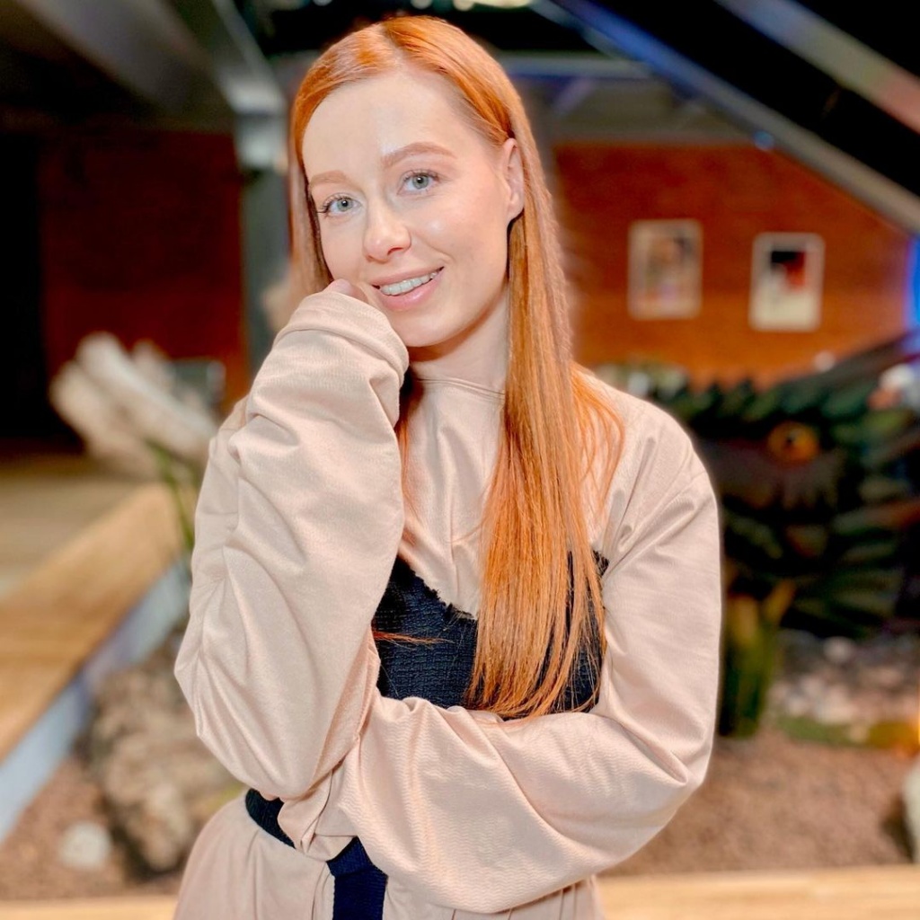 юлия савичева.jpg юлия савичева.jpg