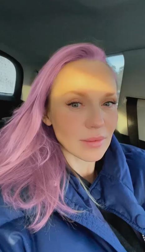 Альбина Джанабаева.jpg Альбина Джанабаева.jpg