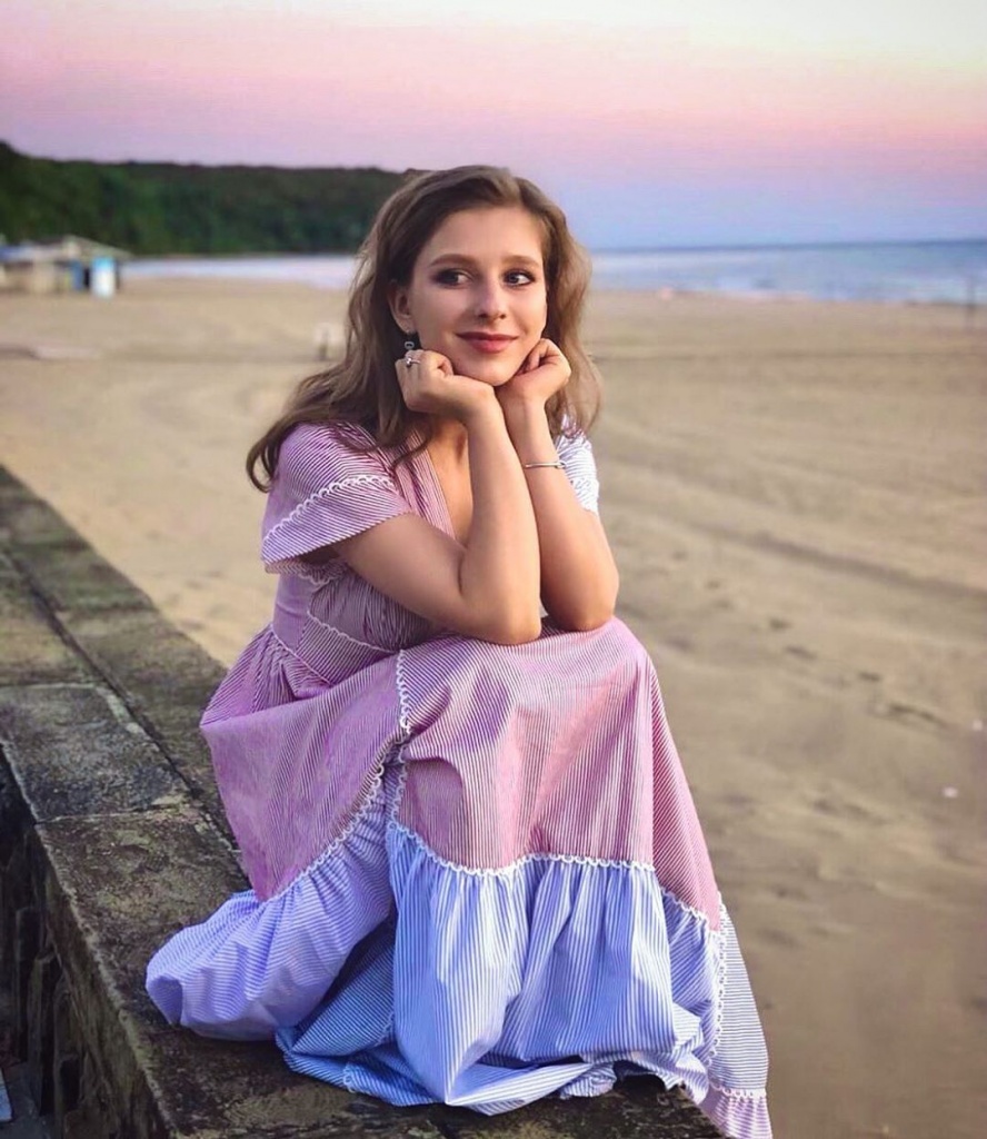 Лиза Арзамасова Лиза Арзамасова