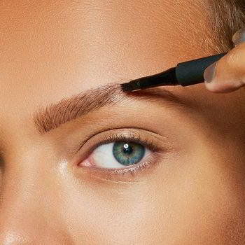 Microblading_Step_2.jpg