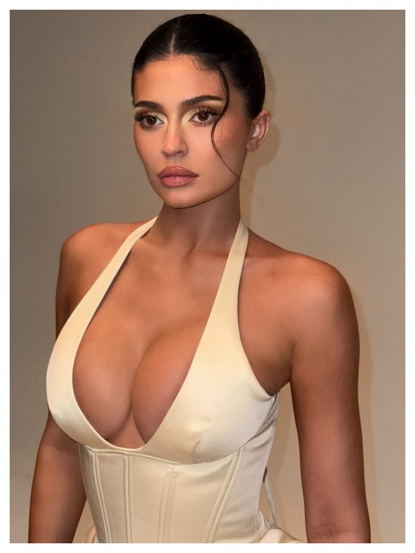 MyCollages - 2025-12-09T135253.091.jpg