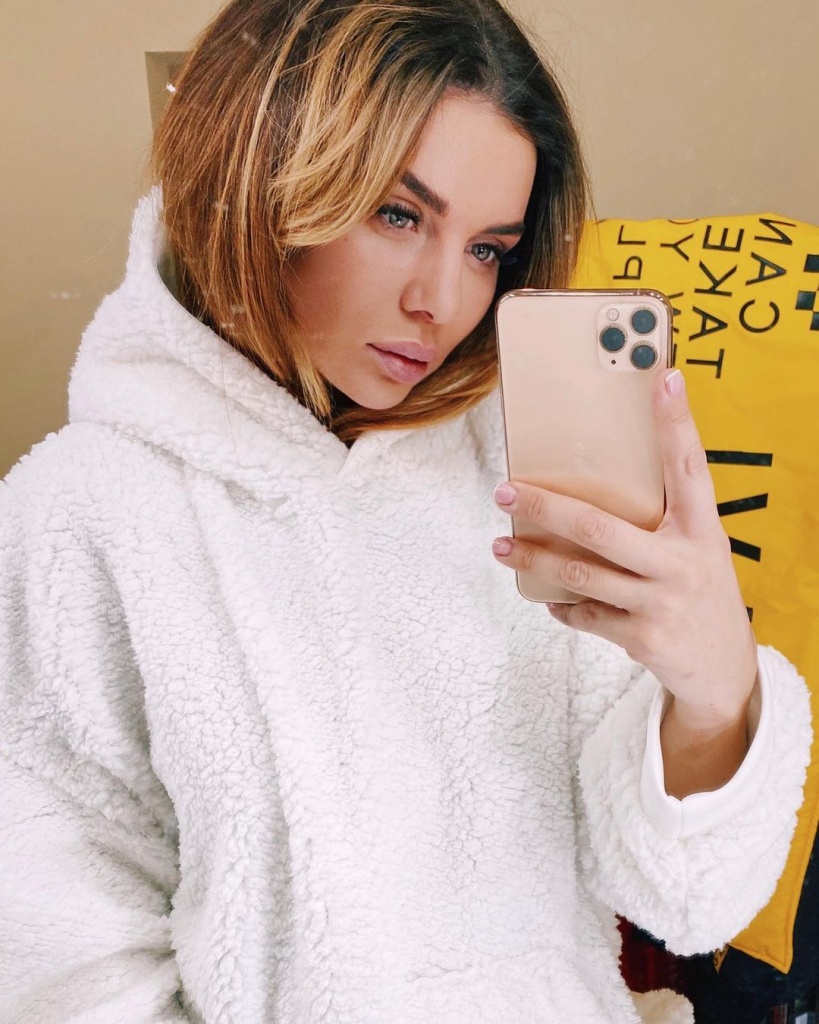 annasedokova_82971927_113749963284622_6963441503173127789_n.jpg