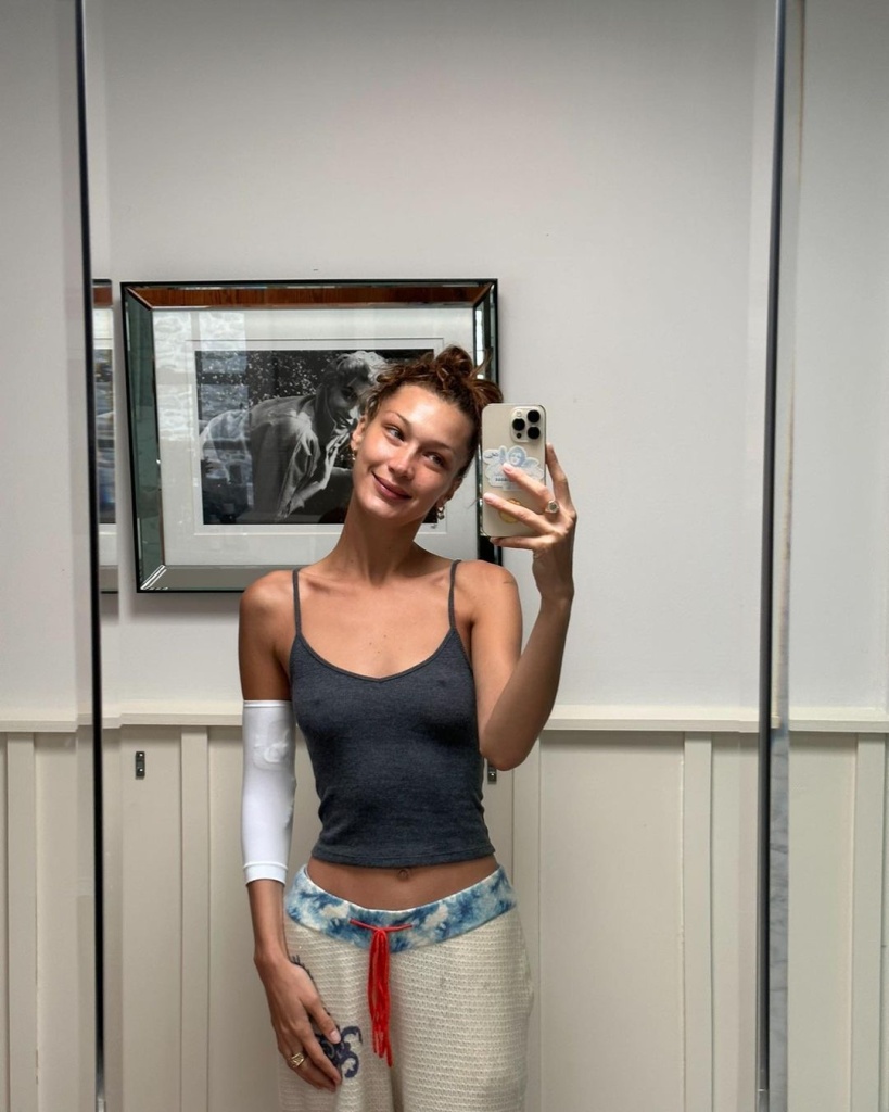 bellahadid_post_07_08_2023_22_08_043164310961742001999.jpg