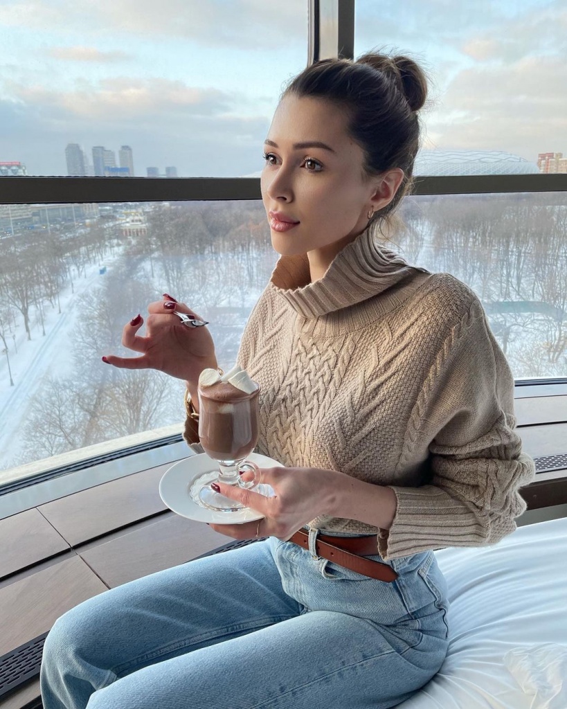 Анна Заворотнюк Анна Заворотнюк