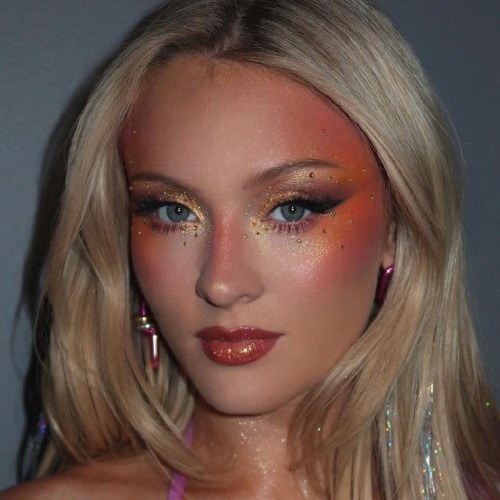 MyCollages - 2025-12-12T164318.327.jpg